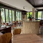 Hostel романтика *