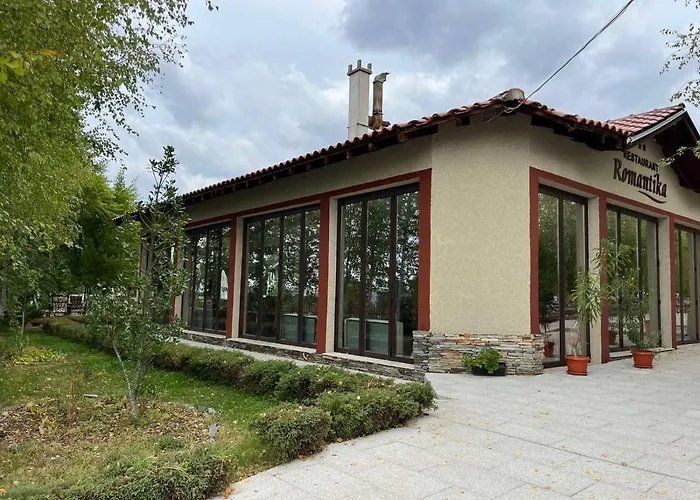 Hostel романтика